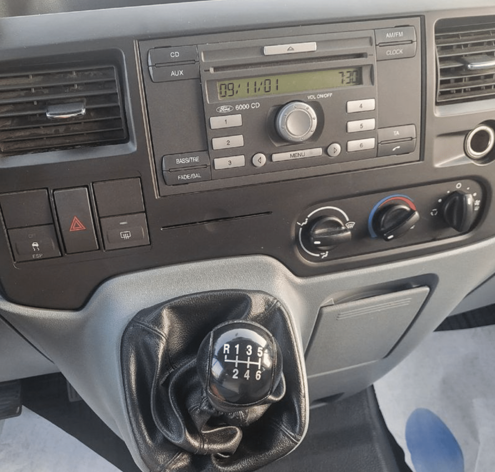 code autoradio Ford Transit