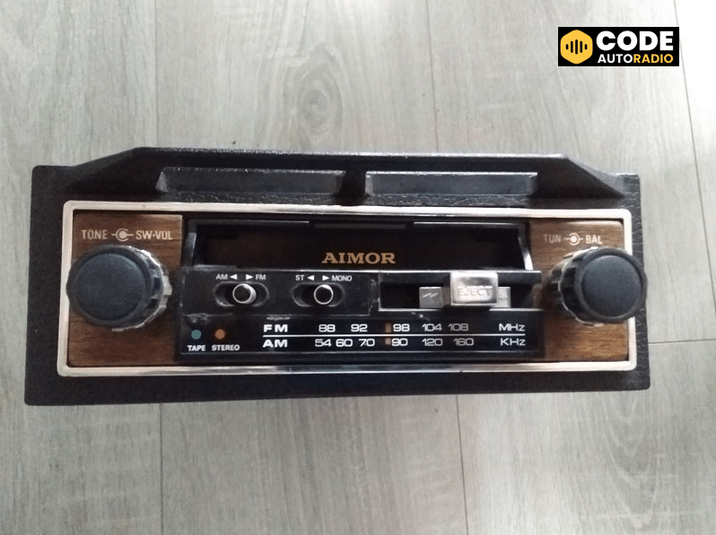 vintage radio car aimor The enduring allure of the vintage radio car Code Autoradio