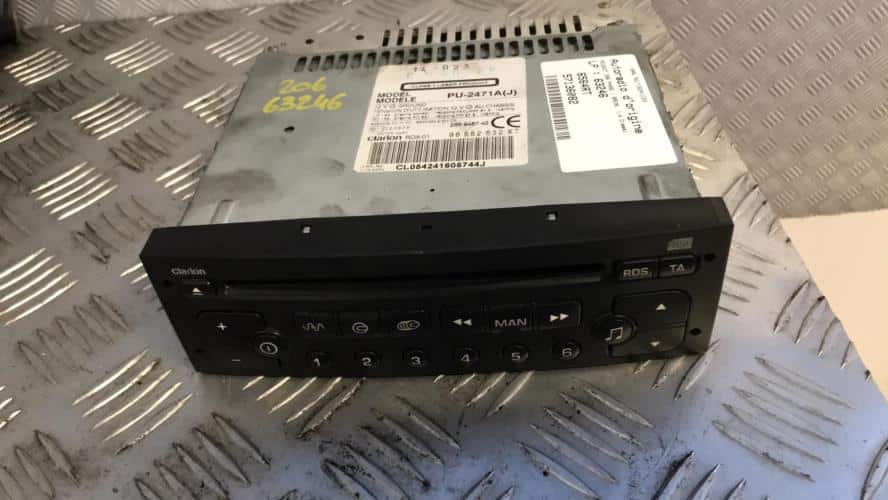 378975-Autoradio-dorigine-PEUGEOT-206-PHASE-1-BREAK-Diesel-image-1 378975 Autoradio dorigine PEUGEOT 206 PHASE 1 BREAK Diesel image 1 Autoradio PEUGEOT 206 PHASE 1 BREAK d'origine - 2004 - Occasion Code Autoradio