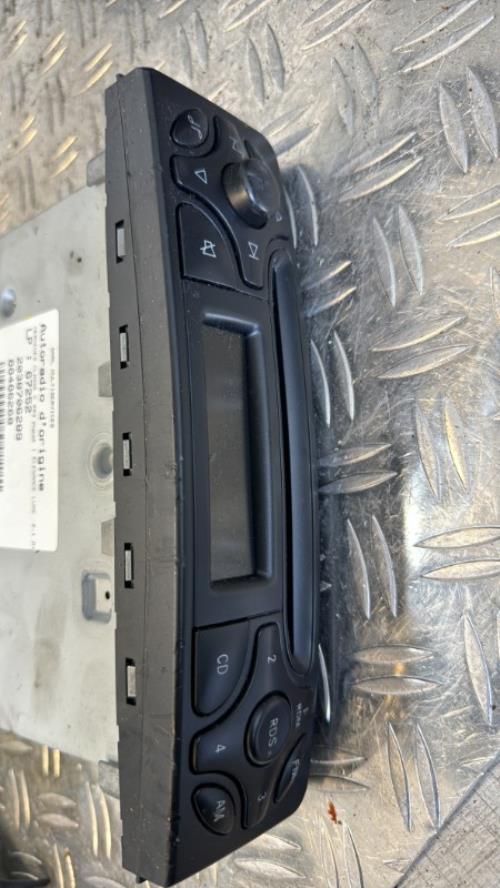 450034-Autoradio-dorigine-MERCEDES-CLASSE-C-203-PHASE-1-Diesel-image-1 450034 Autoradio dorigine MERCEDES CLASSE C 203 PHASE 1 Diesel image 1 1 Autoradio MERCEDES CLASSE C 203 PHASE 1 d'origine - 2003 - Occasion Code Autoradio