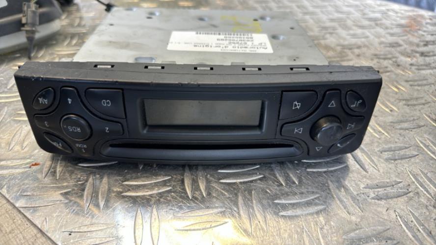 450034-Autoradio-dorigine-MERCEDES-CLASSE-C-203-PHASE-1-Diesel-image-2 450034 Autoradio dorigine MERCEDES CLASSE C 203 PHASE 1 Diesel image 2 1 Autoradio MERCEDES CLASSE C 203 PHASE 1 d'origine - 2003 - Occasion Code Autoradio