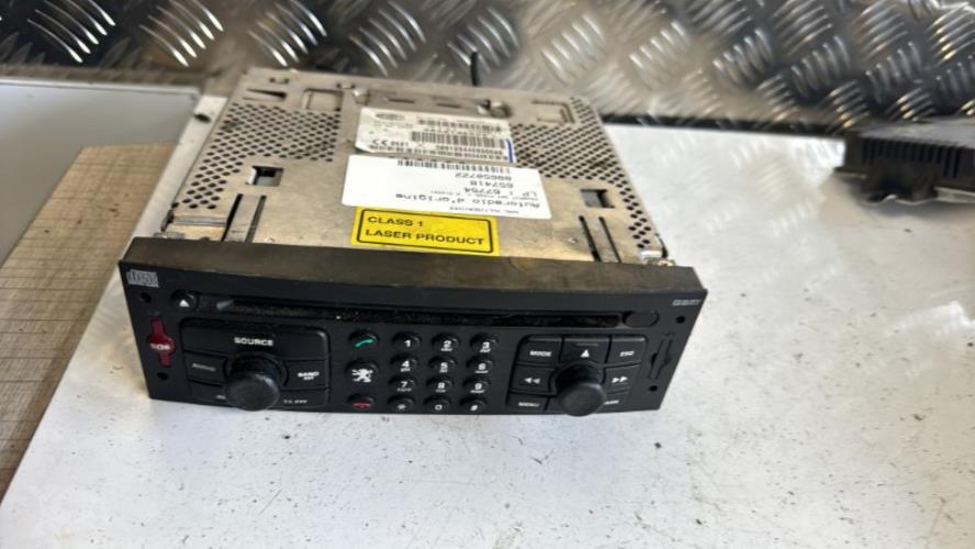 451150-Autoradio-dorigine-PEUGEOT-307-PHASE-1-Diesel-image-1 451150 Autoradio dorigine PEUGEOT 307 PHASE 1 Diesel image 1 1 Autoradio PEUGEOT 307 PHASE 1 d'origine - - Occasion Code Autoradio