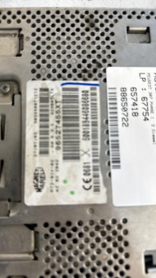 451150-Autoradio-dorigine-PEUGEOT-307-PHASE-1-Diesel-image-2 451150 Autoradio dorigine PEUGEOT 307 PHASE 1 Diesel image 2 1 Autoradio PEUGEOT 307 PHASE 1 d'origine - - Occasion Code Autoradio