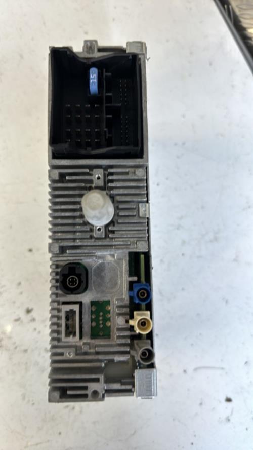 452363-Autoradio-dorigine-PEUGEOT-308-2-SW-PHASE-1-BREAK-image-3 452363 Autoradio dorigine PEUGEOT 308 2 SW PHASE 1 BREAK image 3 1 Autoradio PEUGEOT 308 2 SW PHASE 1 BREAK d'origine - 2017 - Occasion Code Autoradio