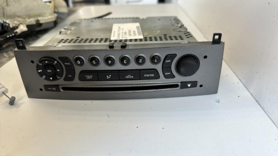 470529-Autoradio-dorigine-PEUGEOT-308-1-PHASE-1-Diesel-image-2 470529 Autoradio dorigine PEUGEOT 308 1 PHASE 1 Diesel image 2 1 Autoradio PEUGEOT 308 1 PHASE 1 d'origine - 2008 - Occasion Code Autoradio