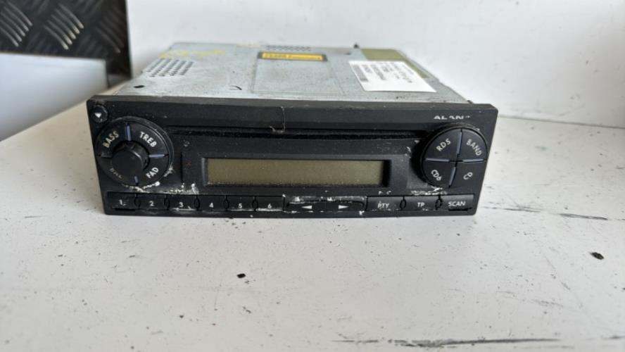 470806-Autoradio-dorigine-SEAT-IBIZA-3-PHASE-1-Diesel-image-2 470806 Autoradio dorigine SEAT IBIZA 3 PHASE 1 Diesel image 2 1 Autoradio SEAT IBIZA 3 PHASE 1 d'origine - 2004 - Occasion Code Autoradio