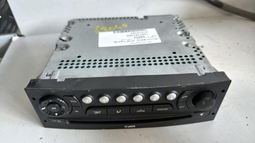473712-Autoradio-dorigine-CITROEN-C4-PICASSO-1-Diesel-image-2 473712 Autoradio dorigine CITROEN C4 PICASSO 1 Diesel image 2 1 Autoradio CITROEN C4 PICASSO 1 d'origine - 2008 - Occasion Code Autoradio