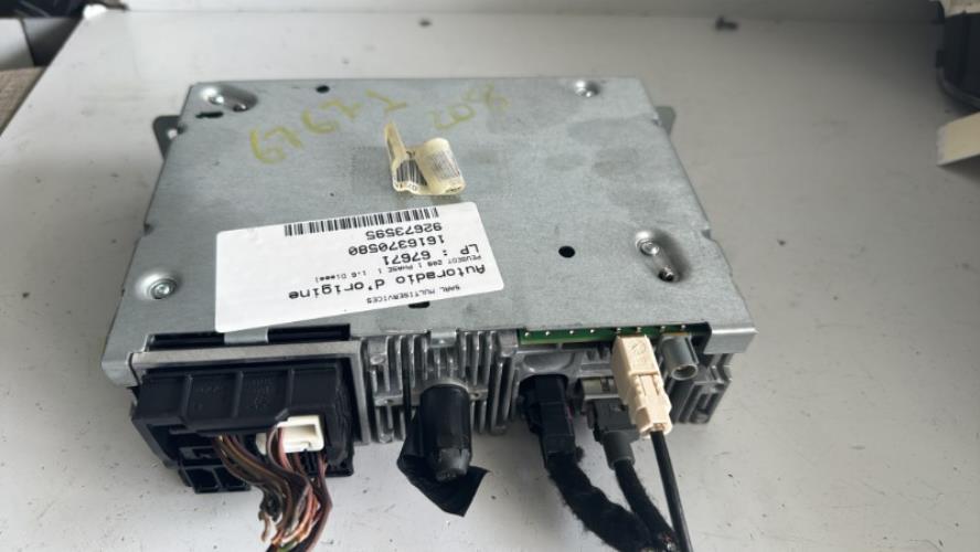 478728-Autoradio-dorigine-PEUGEOT-208-1-PHASE-1-Diesel-image-1 478728 Autoradio dorigine PEUGEOT 208 1 PHASE 1 Diesel image 1 1 Autoradio PEUGEOT 208 1 PHASE 1 d'origine - 2012 - Occasion Code Autoradio