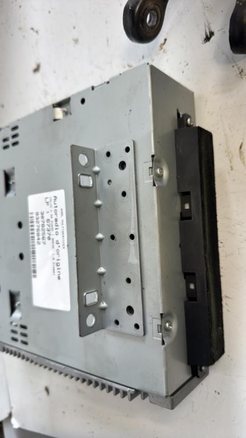 483915-Autoradio-dorigine-VOLVO-V-50-PHASE-1-BREAK-Diesel-image-1 483915 Autoradio dorigine VOLVO V 50 PHASE 1 BREAK Diesel image 1 1 Autoradio VOLVO V 50 PHASE 1 BREAK d'origine - 2006 - Occasion Code Autoradio