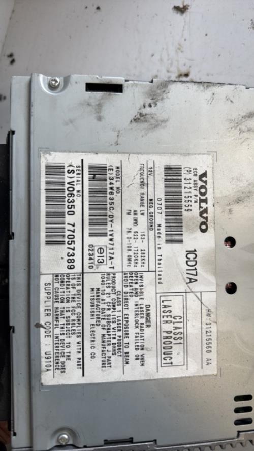 483915-Autoradio-dorigine-VOLVO-V-50-PHASE-1-BREAK-Diesel-image-3 483915 Autoradio dorigine VOLVO V 50 PHASE 1 BREAK Diesel image 3 1 Autoradio VOLVO V 50 PHASE 1 BREAK d'origine - 2006 - Occasion Code Autoradio