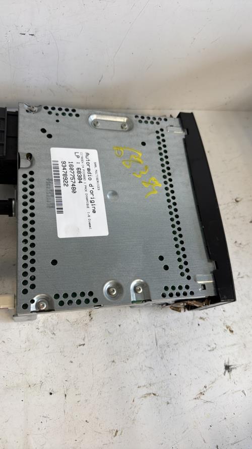 486706-Autoradio-dorigine-CITROEN-C4-PICASSO-1-Diesel-image-3 486706 Autoradio dorigine CITROEN C4 PICASSO 1 Diesel image 3 1 Autoradio CITROEN C4 PICASSO 1 d'origine - 2009 - Occasion Code Autoradio