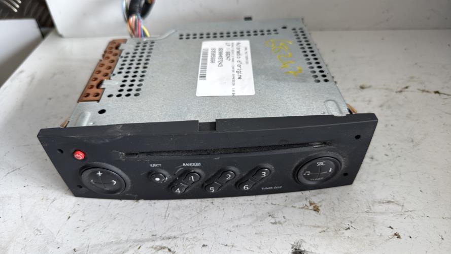 487286-Autoradio-dorigine-RENAULT-SCENIC-2-PHASE-1-Essenc-image-3 487286 Autoradio dorigine RENAULT SCENIC 2 PHASE 1 Essenc image 3 1 Autoradio RENAULT SCENIC 2 PHASE 1 d'origine - 2005 - Occasion Code Autoradio