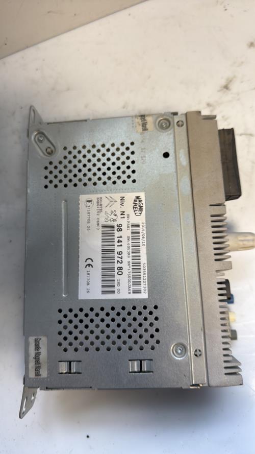 507828-Autoradio-dorigine-PEUGEOT-208-1-PHASE-2-Diesel-image-1 507828 Autoradio dorigine PEUGEOT 208 1 PHASE 2 Diesel image 1 1 Autoradio PEUGEOT 208 1 PHASE 2 d'origine - 2015 - Occasion Code Autoradio