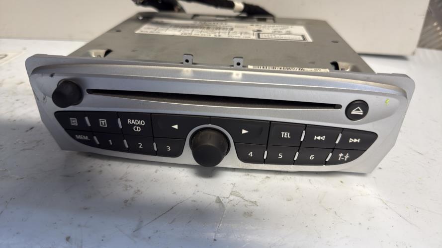 508918-Autoradio-dorigine-RENAULT-MEGANE-3-PHASE-1-COUPE-image-3 508918 Autoradio dorigine RENAULT MEGANE 3 PHASE 1 COUPE image 3 1 Autoradio RENAULT MEGANE 3 PHASE 1 COUPE d'origine - 2010 - Occasion Code Autoradio