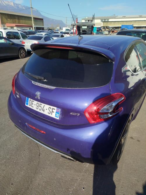 515489-Autoradio-dorigine-PEUGEOT-208-1-PHASE-2-Essence-image-7 515489 Autoradio dorigine PEUGEOT 208 1 PHASE 2 Essence image 7 1 Autoradio PEUGEOT 208 1 PHASE 2 d'origine - 2014 - Occasion Code Autoradio