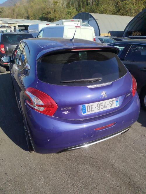 515489-Autoradio-dorigine-PEUGEOT-208-1-PHASE-2-Essence-image-8 515489 Autoradio dorigine PEUGEOT 208 1 PHASE 2 Essence image 8 1 Autoradio PEUGEOT 208 1 PHASE 2 d'origine - 2014 - Occasion Code Autoradio
