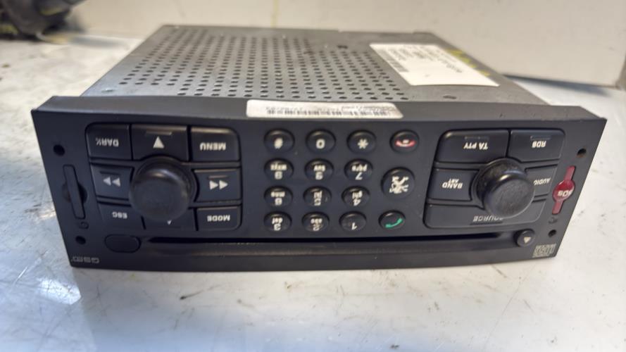 515746-Autoradio-dorigine-PEUGEOT-807-Diesel-image-1 515746 Autoradio dorigine PEUGEOT 807 Diesel image 1 1 Autoradio PEUGEOT 807 d'origine - 2003 - Occasion Code Autoradio