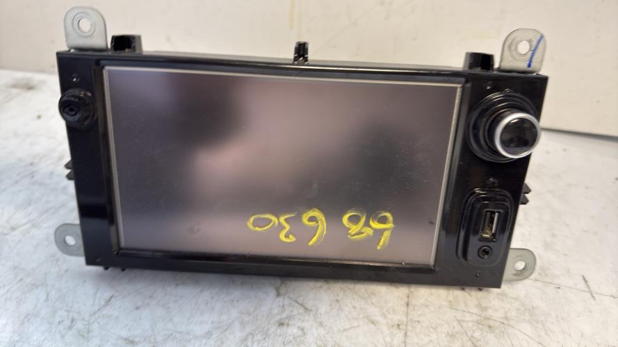 517144-Autoradio-dorigine-RENAULT-CLIO-4-PHASE-2-Diesel-image-1 517144 Autoradio dorigine RENAULT CLIO 4 PHASE 2 Diesel image 1 1 Autoradio RENAULT CLIO 4 PHASE 2 d'origine - 2018 - Occasion Code Autoradio