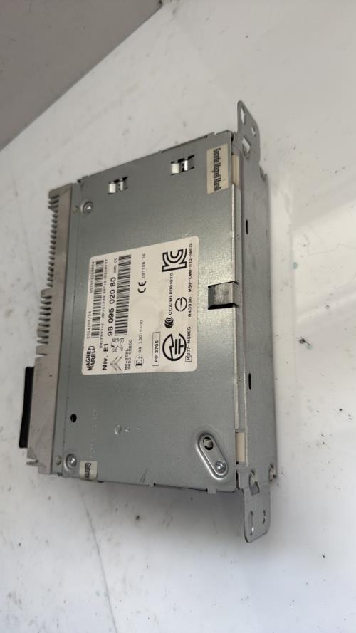 518810-Autoradio-dorigine-PEUGEOT-2008-1-PHASE-1-Diesel-image-1 518810 Autoradio dorigine PEUGEOT 2008 1 PHASE 1 Diesel image 1 1 Autoradio PEUGEOT 2008 1 PHASE 1 d'origine - 2014 - Occasion Code Autoradio