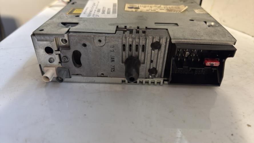 521280-Autoradio-dorigine-PEUGEOT-407-PHASE-1-Diesel-image-3 521280 Autoradio dorigine PEUGEOT 407 PHASE 1 Diesel image 3 1 Autoradio PEUGEOT 407 PHASE 1 d'origine - 2006 - Occasion Code Autoradio