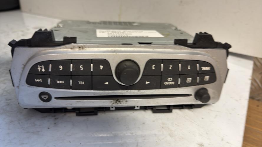 526640-Autoradio-dorigine-RENAULT-TWINGO-2-PHASE-1-Essenc-image-1 526640 Autoradio dorigine RENAULT TWINGO 2 PHASE 1 Essenc image 1 1 Autoradio RENAULT TWINGO 2 PHASE 1 d'origine - 2011 - Occasion Code Autoradio