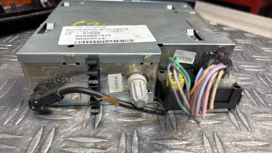528334-Autoradio-dorigine-RENAULT-MODUS-PHASE-2-image-3 528334 Autoradio dorigine RENAULT MODUS PHASE 2 image 3 1 Autoradio RENAULT MODUS PHASE 2 d'origine - 2009 - Occasion Code Autoradio