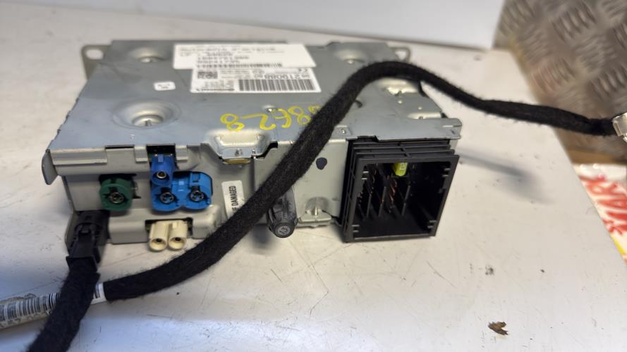 529412-Autoradio-dorigine-PEUGEOT-208-1-PHASE-2-Essence-image-3 529412 Autoradio dorigine PEUGEOT 208 1 PHASE 2 Essence image 3 1 Autoradio PEUGEOT 208 1 PHASE 2 d'origine - 2018 - Occasion Code Autoradio