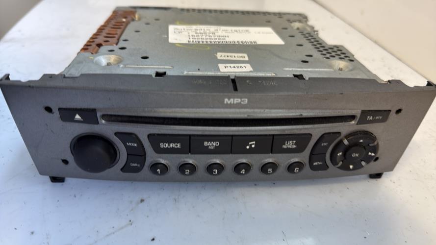544372-Autoradio-dorigine-PEUGEOT-308-1-SW-PHASE-1-BREAK-image-1-1 544372 Autoradio dorigine PEUGEOT 308 1 SW PHASE 1 BREAK image 1 1 1 Autoradio PEUGEOT 308 1 SW PHASE 1 BREAK d'origine - 2008 - Occasion Code Autoradio
