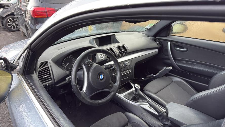 554446-Autoradio-dorigine-BMW-SERIE-1-E81-Essence-image-7 554446 Autoradio dorigine BMW SERIE 1 E81 Essence image 7 1 Autoradio BMW SERIE 1 E81 d'origine - 2008 - Occasion Code Autoradio