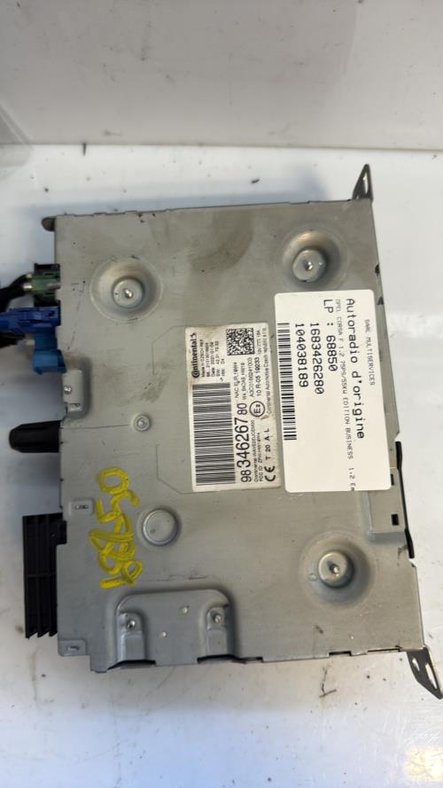 556181-Autoradio-dorigine-OPEL-CORSA-F-Essence-image-3-1 556181 Autoradio dorigine OPEL CORSA F Essence image 3 1 1 Autoradio OPEL CORSA F PHASE 1 d'origine - 2021 - Occasion Code Autoradio