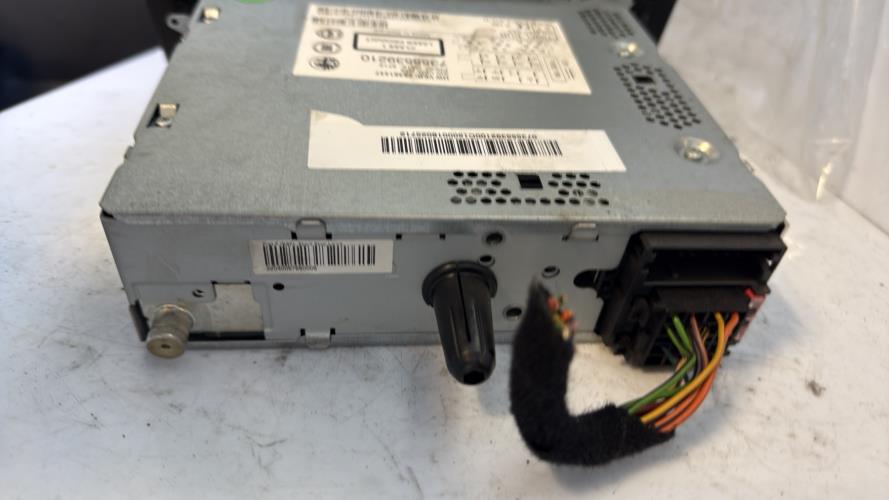 559220-Autoradio-dorigine-FIAT-PUNTO-3-Diesel-image-3 559220 Autoradio dorigine FIAT PUNTO 3 Diesel image 3 1 Autoradio FIAT PUNTO 3 d'origine - 2012 - Occasion Code Autoradio