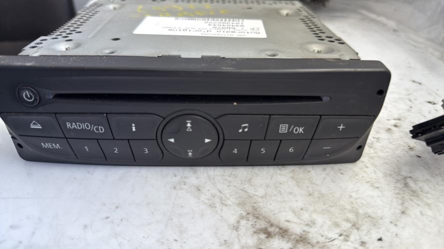 559764-Autoradio-dorigine-OPEL-VIVARO-1-PHASE-2-Diesel-image-1 559764 Autoradio dorigine OPEL VIVARO 1 PHASE 2 Diesel image 1 1 Autoradio OPEL VIVARO 1 PHASE 2 d'origine - 2010 - Occasion Code Autoradio