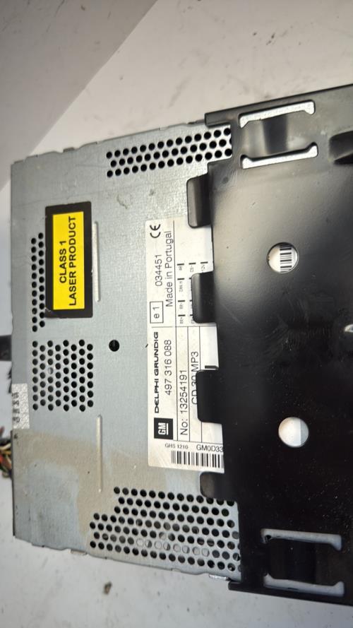 569807-Autoradio-dorigine-OPEL-CORSA-D-PHASE-1-Diesel-image-2-1 569807 Autoradio dorigine OPEL CORSA D PHASE 1 Diesel image 2 1 1 Autoradio OPEL CORSA D PHASE 1 d'origine - 2007 - Occasion Code Autoradio