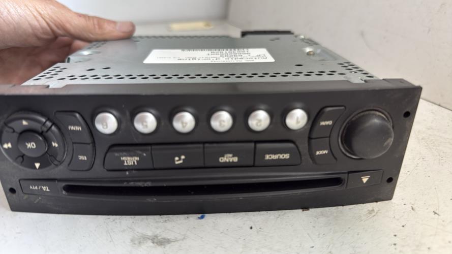 571946-Autoradio-dorigine-PEUGEOT-207-PHASE-2-CABRIOLET-D-image-1-1 571946 Autoradio dorigine PEUGEOT 207 PHASE 2 CABRIOLET D image 1 1 1 Autoradio PEUGEOT 207 PHASE 2 CABRIOLET d'origine - 2010 - Occasion Code Autoradio