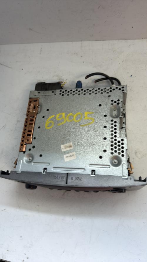 572016-Autoradio-dorigine-PEUGEOT-308-1-PHASE-1-Diesel-image-3 572016 Autoradio dorigine PEUGEOT 308 1 PHASE 1 Diesel image 3 1 Autoradio PEUGEOT 308 1 PHASE 1 d'origine - 2008 - Occasion Code Autoradio