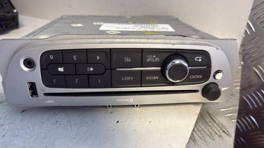 610414-Autoradio-dorigine-RENAULT-SCENIC-3-PHASE-2-Diesel-image-1 610414 Autoradio dorigine RENAULT SCENIC 3 PHASE 2 Diesel image 1 1 Autoradio RENAULT SCENIC 3 PHASE 2 d'origine - 2012 - Occasion Code Autoradio