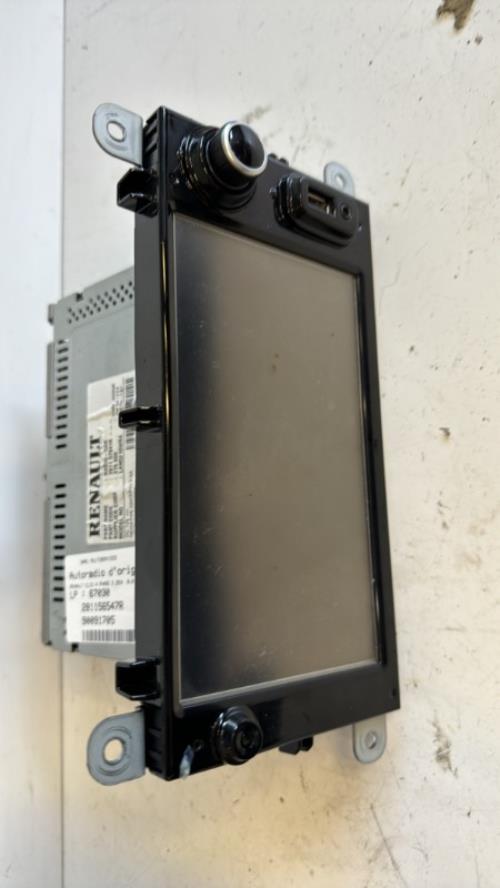699566-Autoradio-dorigine-RENAULT-CLIO-4-PHASE-2-Essence-image-1 699566 Autoradio dorigine RENAULT CLIO 4 PHASE 2 Essence image 1 1 Autoradio RENAULT CLIO 4 PHASE 2 d'origine - 2016 - Occasion Code Autoradio
